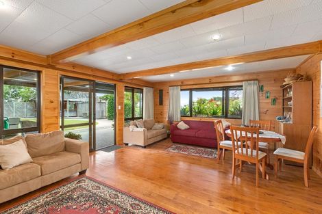 Photo of property in 76 Brick Bay Drive, Sandspit, Warkworth, 0982