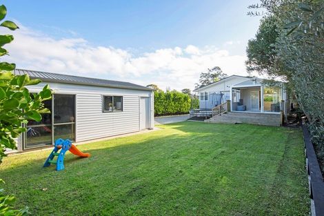 Photo of property in 64 Patons Road, Howick, Auckland, 2014