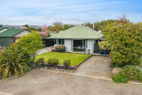 Photo of property in 24 Rintoul Place, Brightwater, 7022