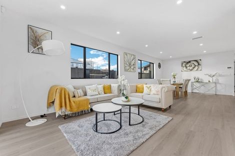 Photo of property in 11 Seagreen Avenue, Rosehill, 2113
