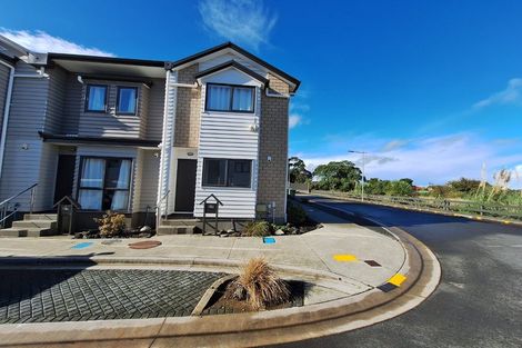 Photo of property in 1/5 Wallson Crescent, Wiri, Auckland, 2104