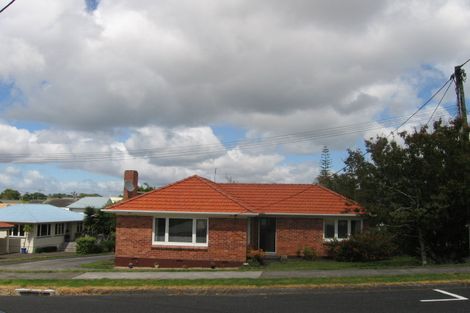 Photo of property in 1/10 Belmont Terrace, Milford, Auckland, 0620