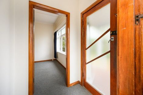 Photo of property in 17 Haydon Street, Roslyn, Palmerston North, 4414
