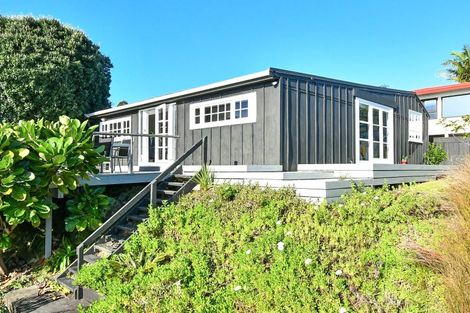 Photo of property in 75a Torkar Road, Clarks Beach, 2122