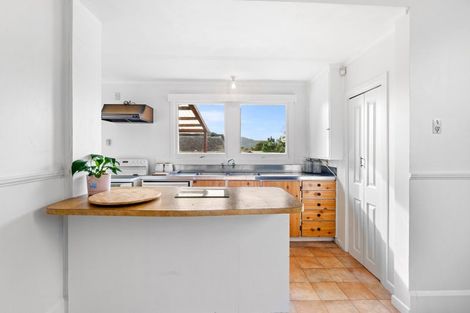 Photo of property in 12 Kauika Road, Avenues, Whangarei, 0110