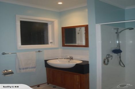 Photo of property in 57 Bedford Street, Northland, Wellington, 6012