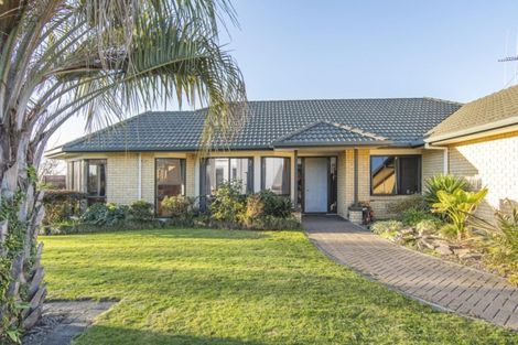 Photo of property in 1 Kochia Avenue, Pyes Pa, Tauranga, 3112