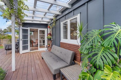 Photo of property in 14b Toi Street, Otaki Beach, Otaki, 5512