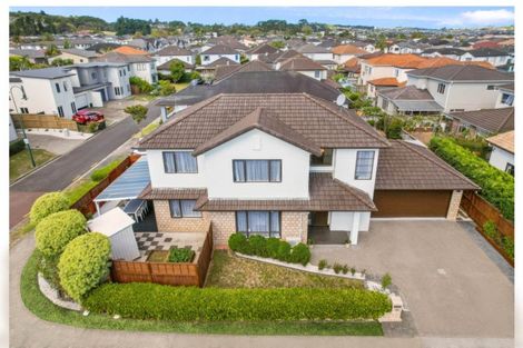Photo of property in 16 Janway Avenue, Flat Bush, Auckland, 2016