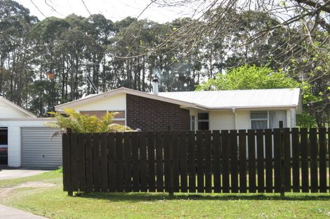 Photo of property in 37c Matthew Place, Kawaha Point, Rotorua, 3010