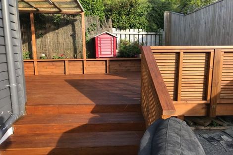 Photo of property in 118b Newlands Road, Newlands, Wellington, 6037