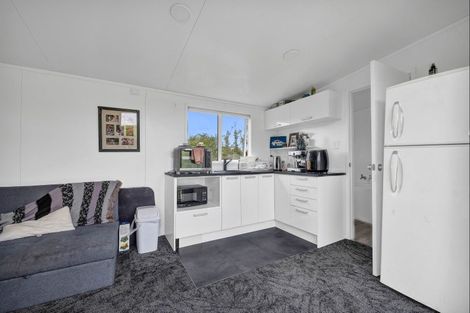 Photo of property in 225 Bridge Street, Eltham, 4322