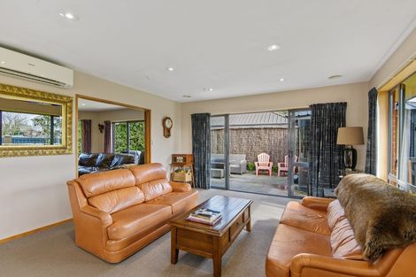 Photo of property in 37 Durrell Way, Rolleston, 7614