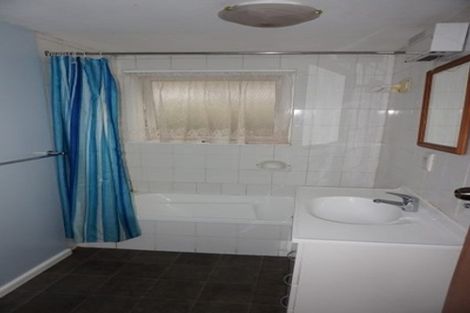 Photo of property in 66 Greendale Avenue, Avonhead, Christchurch, 8042