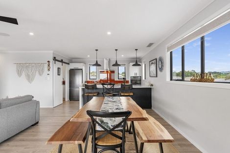 Photo of property in 16a No 2 Road, Te Puke, 3119