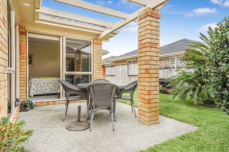 Photo of property in 24 Sovereign Isle Lane, Rototuna, Hamilton, 3210