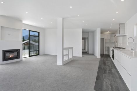 Photo of property in 32 Coprosma Crescent, Waipahihi, Taupo, 3330