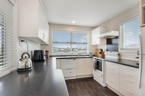 Photo of property in 19 Newhaven Terrace, Mairangi Bay, Auckland, 0630