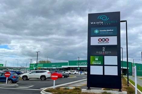 Photo of property in 16 Te Napi Drive, Takanini, 2112