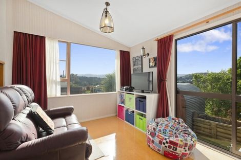 Photo of property in 9 The Sounding, Whitby, Porirua, 5024
