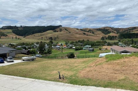 Photo of property in 8 Lewann Lane, Helensville, 0800