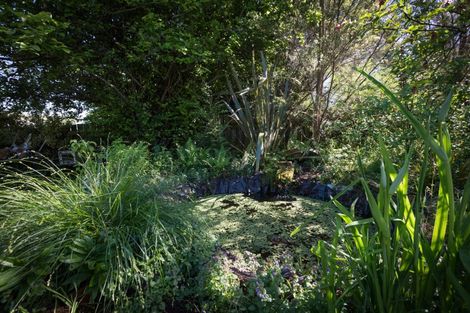 Photo of property in 16 Eagle Street, Waipawa, 4210