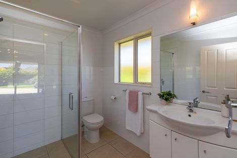 Photo of property in 12 Richard Seddon Drive, Northwood, Christchurch, 8051