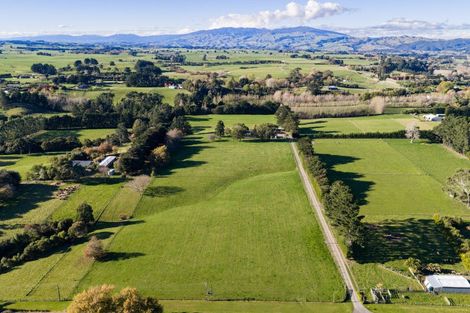 Photo of property in 34 Hazelhurst Line, Kelvin Grove, Palmerston North, 4470