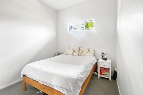 Photo of property in 15 Whakarato Way, Takanini, 2112