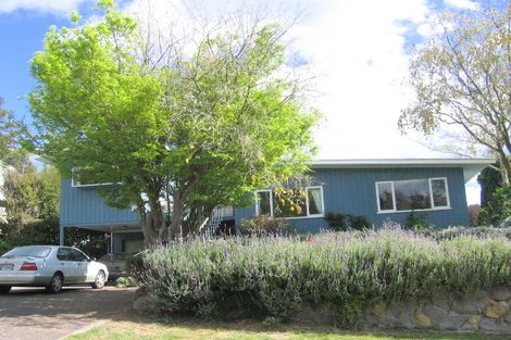 Photo of property in 9 Norfolk Road, Waipahihi, Taupo, 3330
