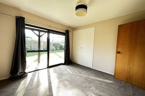 Photo of property in 63 Beachville Road, Redcliffs, Christchurch, 8081