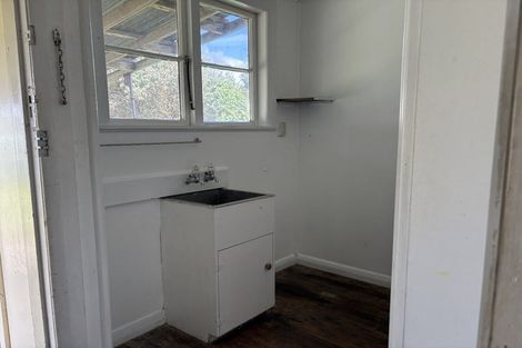 Photo of property in 12 Richardson Street, Woodville, 4920