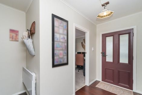 Photo of property in 16 Newbury Street, Awapuni, Palmerston North, 4412