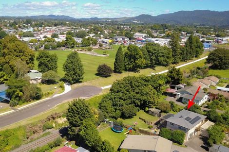 Photo of property in 44 Lee Street, Te Puke, 3119