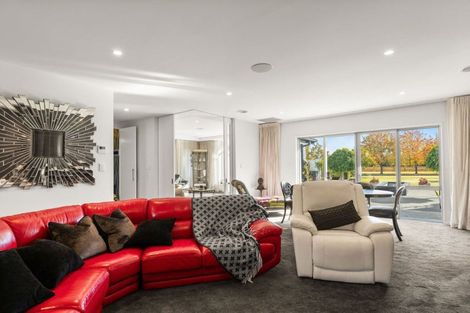 Photo of property in 92 Hodgens Road, Prebbleton, 7676