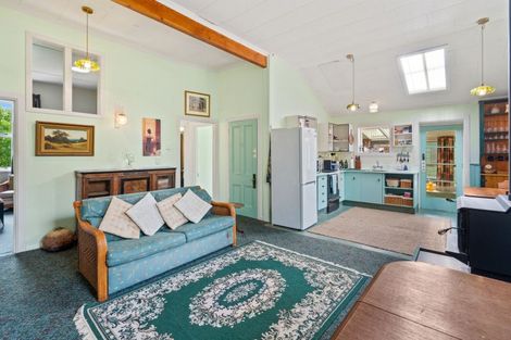 Photo of property in 21 Peel Street, Lawrence, 9532