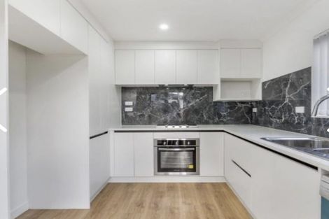 Photo of property in 127b Russell Road, Manurewa, Auckland, 2102