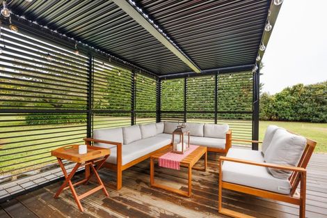 Photo of property in 46 Turitea Road, Fitzherbert, Palmerston North, 4472