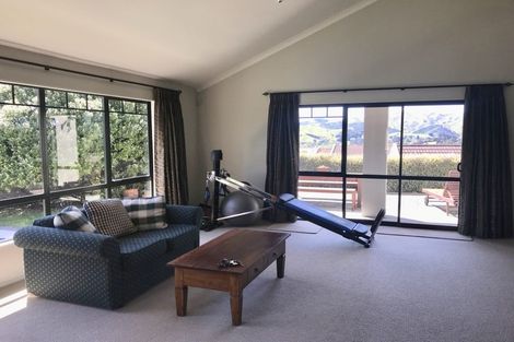 Photo of property in 12 The Masthead, Whitby, Porirua, 5024