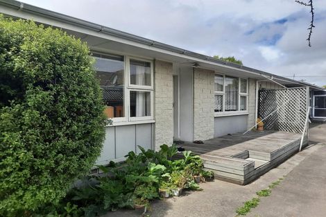Photo of property in 5 Daniels Road, Redwood, Christchurch, 8051