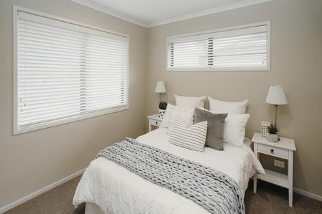 Photo of property in 4 Kenehi Road, Karaka, 2124