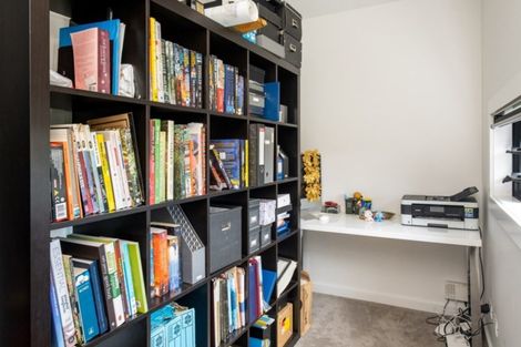 Photo of property in 18c Cambridge Terrace, Taradale, Napier, 4112