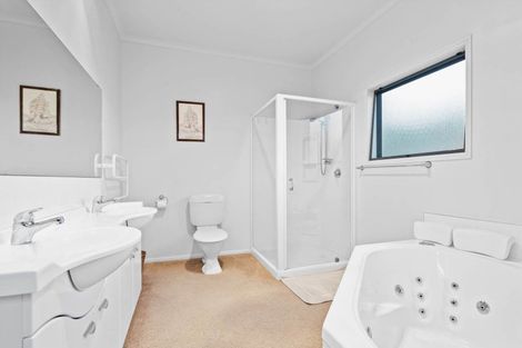 Photo of property in 10 Tuturu View, Ruakaka, 0116