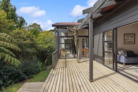 Photo of property in 2 Te Kawau Pass, Greenhithe, Auckland, 0632