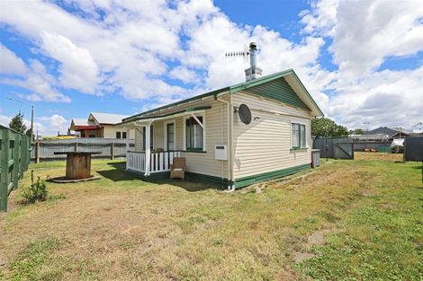 Photo of property in 606 Miller Street, Hastings, 4122