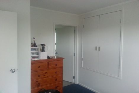 Photo of property in 76 Manuka Road, Glenfield, Auckland, 0629