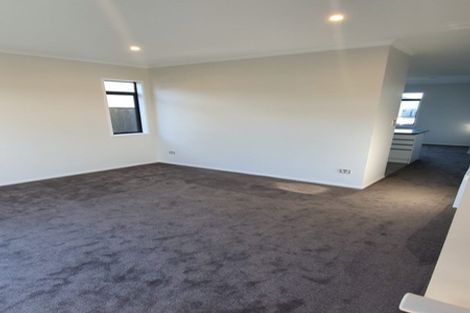 Photo of property in 24 Piripono Crescent, Pukekohe, 2120