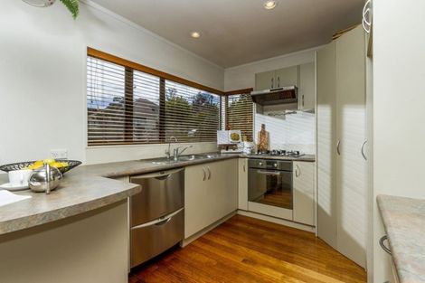 Photo of property in 1/112 Seaview Road, Glenfield, Auckland, 0629