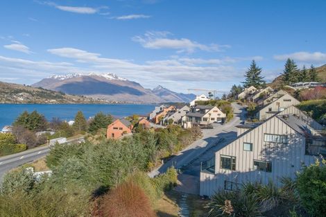 Photo of property in Marina Village, 10/10 Marina Drive, Frankton, Queenstown, 9300