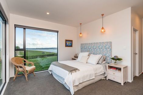 Photo of property in 4 Te Wairoa Lane, Tinopai, Matakohe, 0593